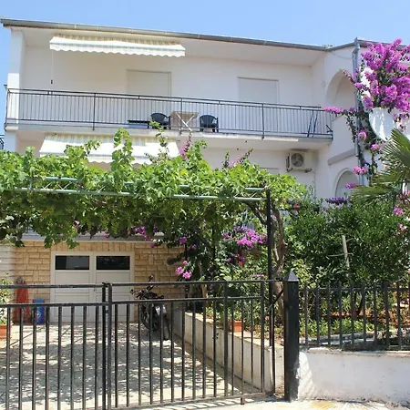 Apartman Dream דירה מדולין